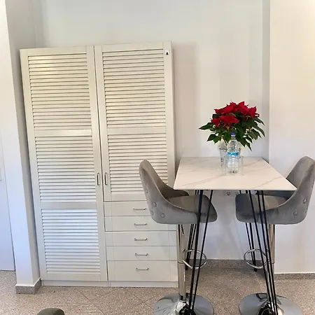 Kleines Apartment, Naehe Stadtzentrum Im 1ten Obergeschoss * באמברג